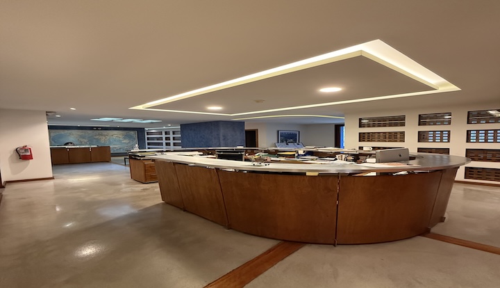 Oficina de venta 302 m2-