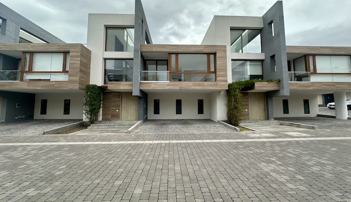 Casa de lujo 3 dormitorios - Cumbayá