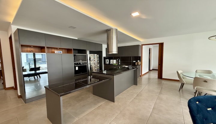 Departamento 118 m2-Urbanización privada